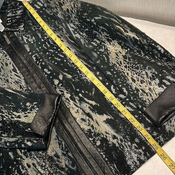 Chico's Leather Snake Print Jacket Sz 1 (Medium, Sz 8) Silver Animal Snakeskin S - Picture 10 of 11